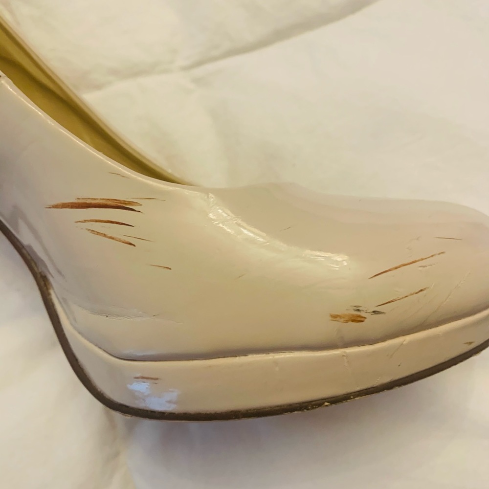Beige Pumps - Picture 4 of 4